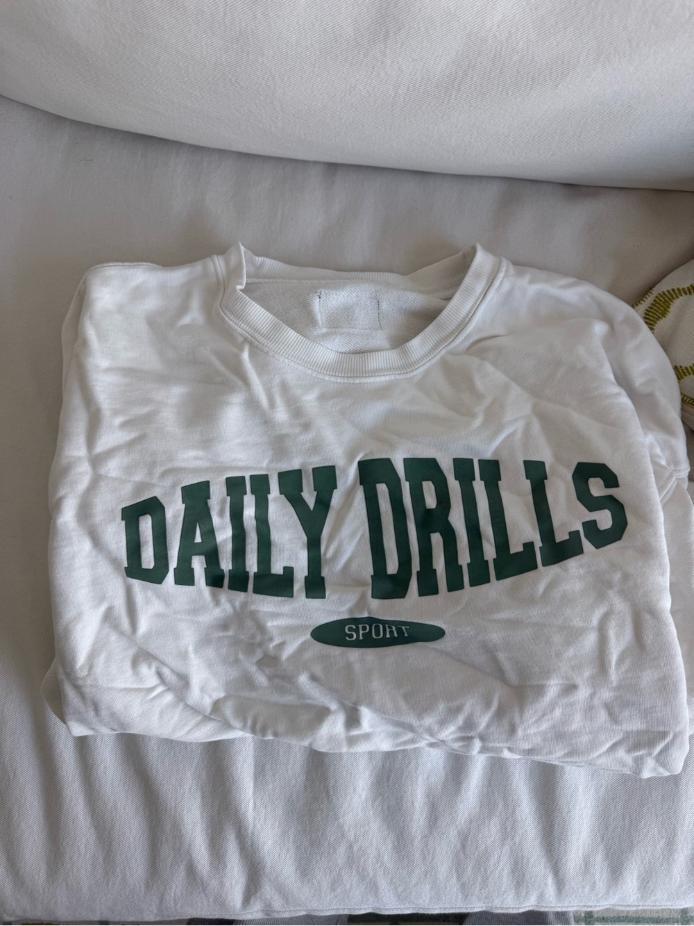 Daily Drills oversized sport crew in white - Picture 3 of 7